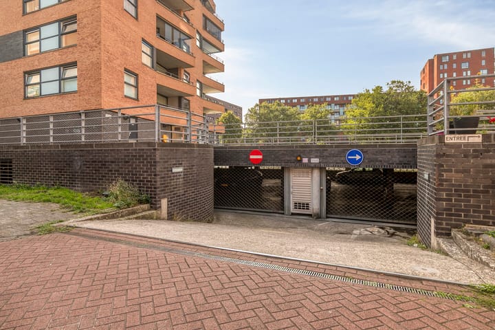 Appartement te koop: Jan van Duivenvoordestraat 159, Amsterdam