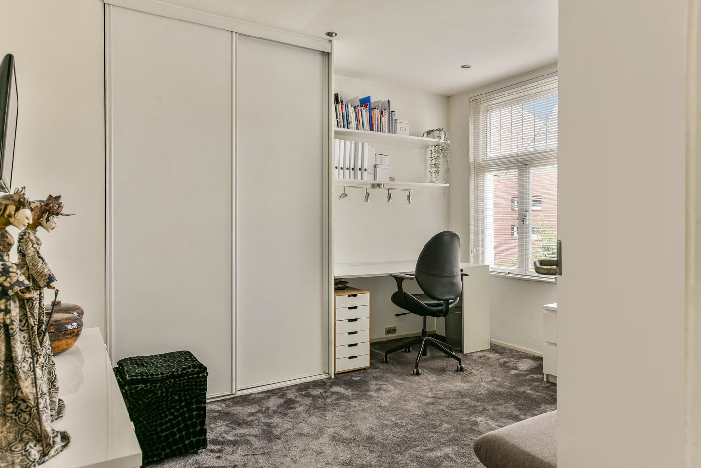 Photo 35 of Joannes van Dieststraat 8