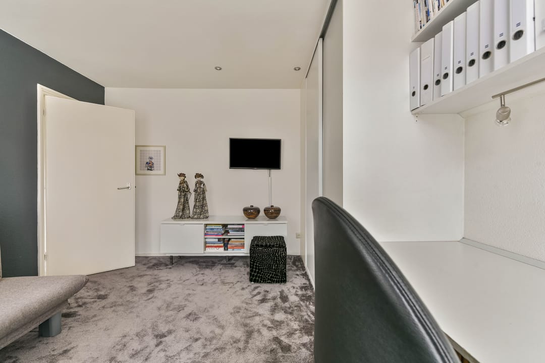 Photo 37 of Joannes van Dieststraat 8