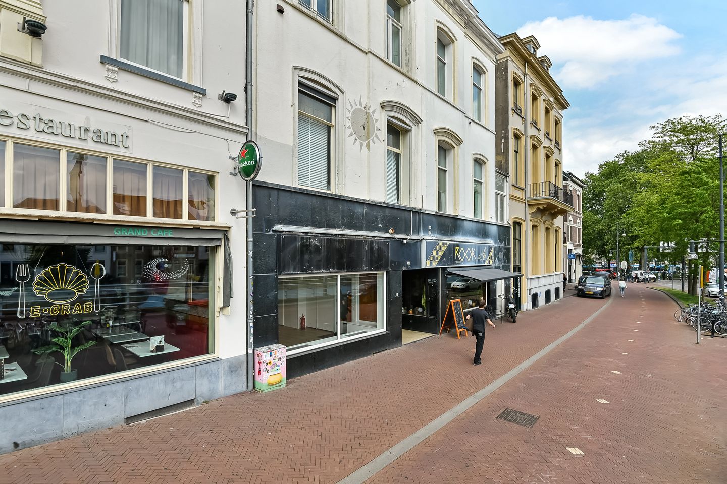 Bekijk foto 3 van Willemsplein 16