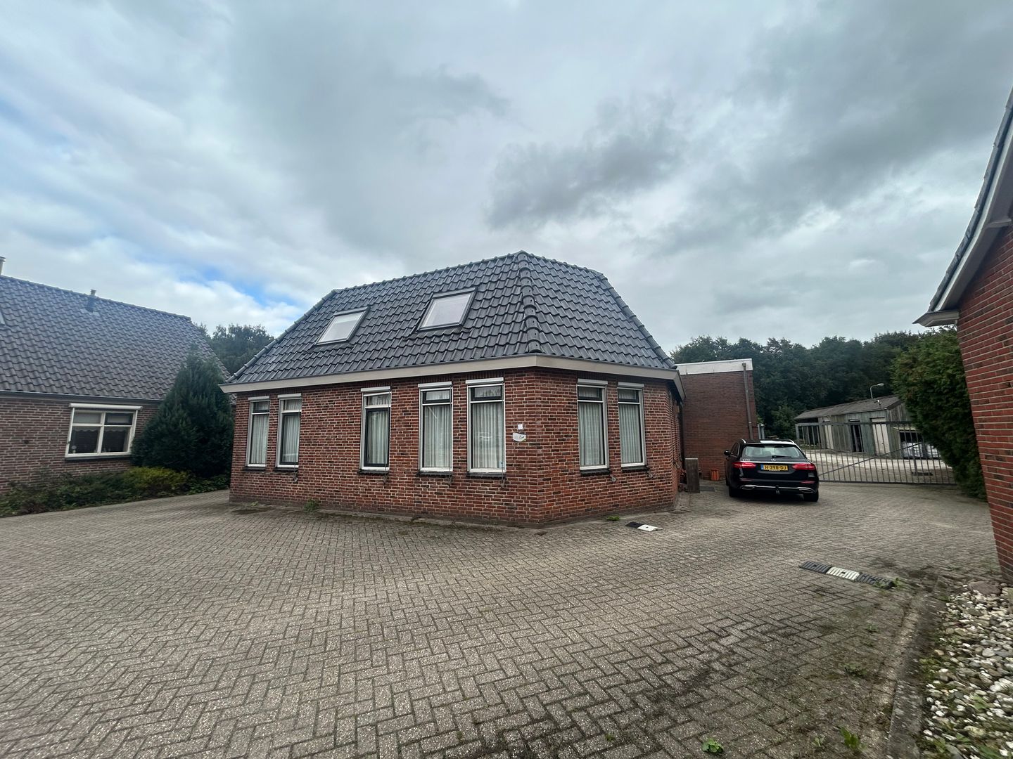 Bekijk foto 1 van Hoofdweg 154