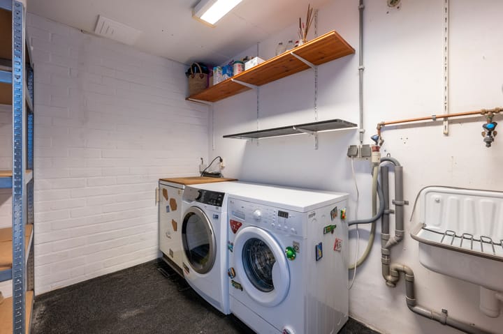 Tussenwoning te koop: Huismus 36, Emmen