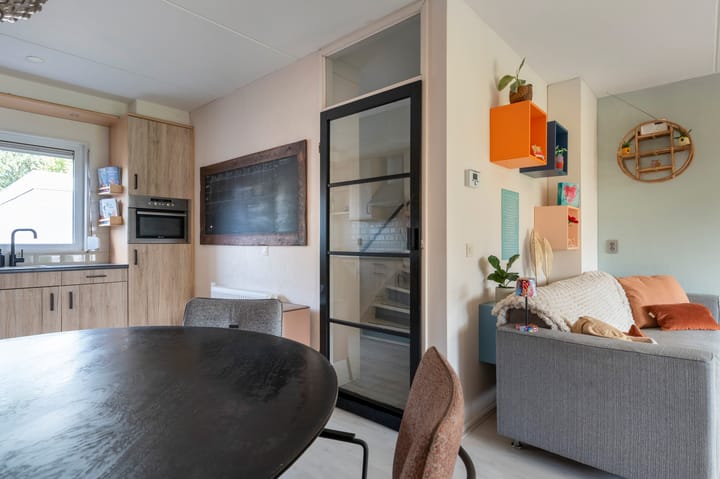Tussenwoning te koop: Huismus 36, Emmen