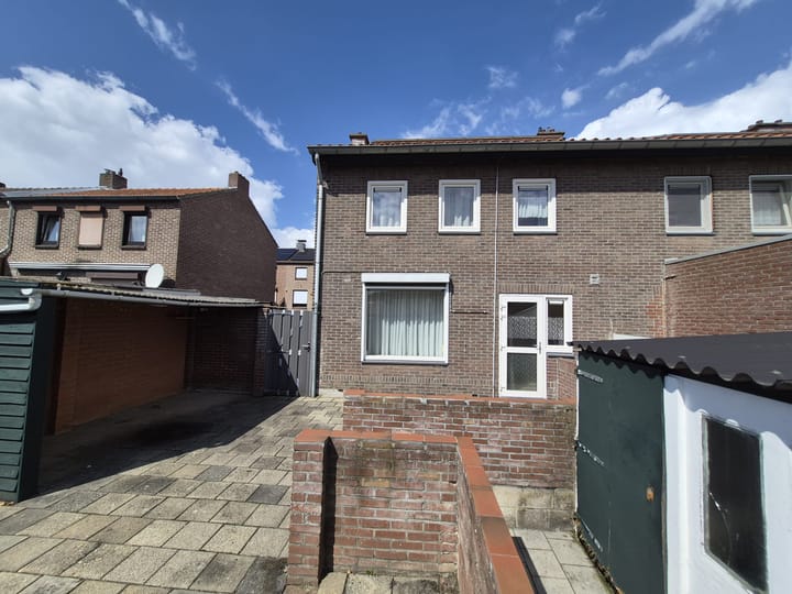 Hoekwoning te koop: Brandtstraat 28, Eygelshoven