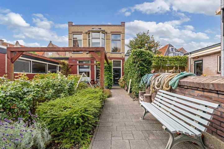 Tussenwoning te koop: Turfkade 4, Franeker