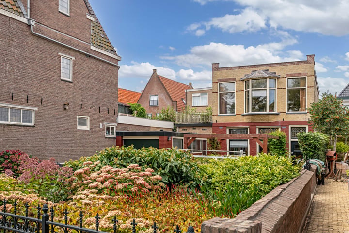 Tussenwoning te koop: Turfkade 4, Franeker