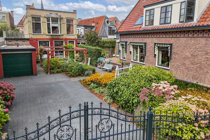 Tussenwoning te koop: Turfkade 4, Franeker