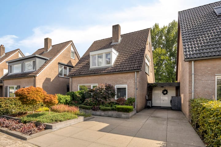 Tussenwoning te koop: Kloosterbeemd 17, Oisterwijk