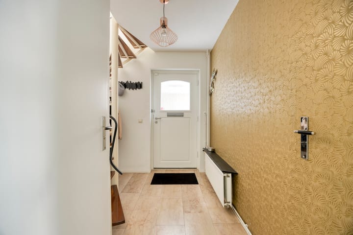 Tussenwoning te koop: Kloosterbeemd 17, Oisterwijk