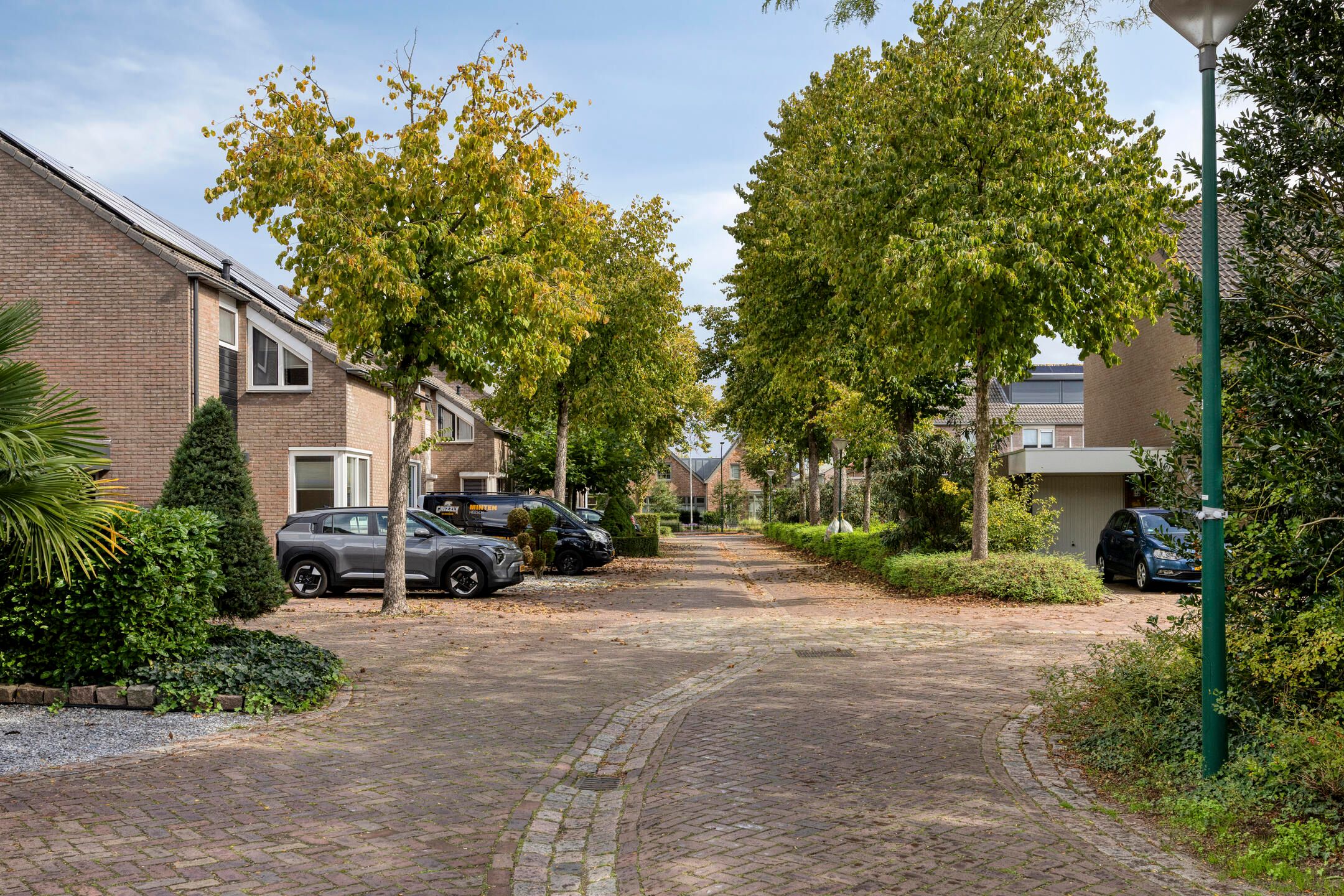 Photo 27 of Burgemeester van Hulstlaan 10