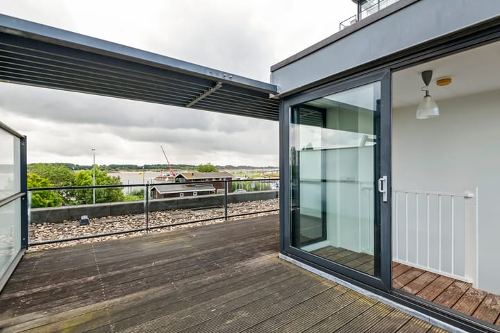 Appartement te koop: G.J. Petersstraat 27, Tiel