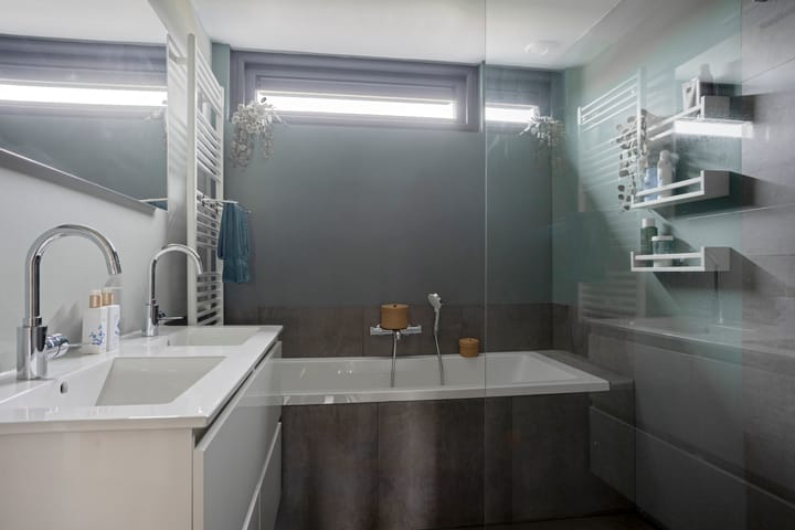 Tussenwoning te koop: Tolgaarderstraat 16, Zwolle