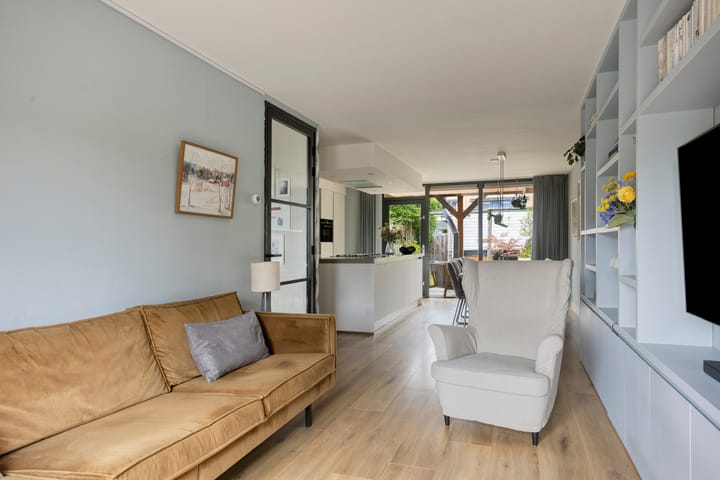 Tussenwoning te koop: Tolgaarderstraat 16, Zwolle