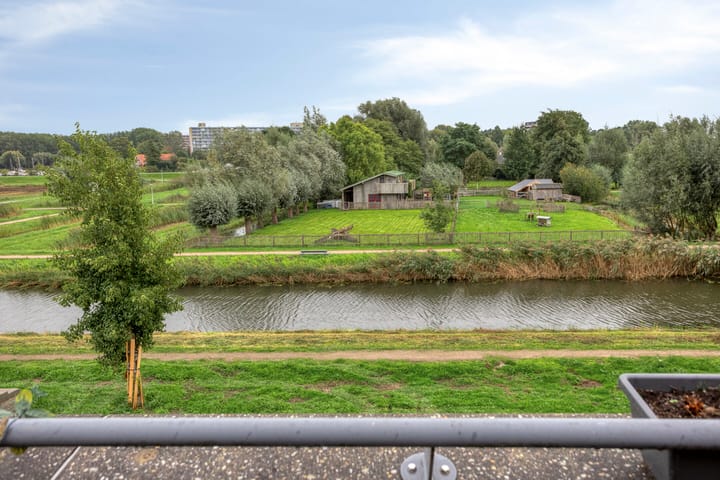 Tussenwoning te koop: Tolgaarderstraat 16, Zwolle