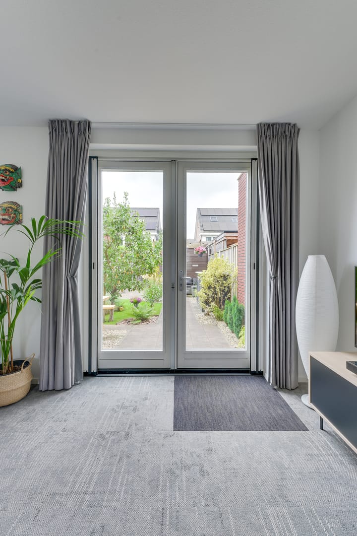 Tussenwoning te koop: Oprijlaan 24, De Goorn