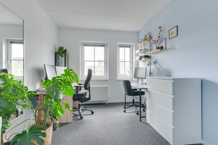 Tussenwoning te koop: Oprijlaan 24, De Goorn