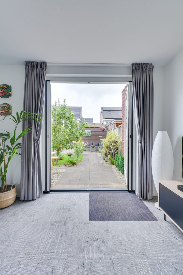 Tussenwoning te koop: Oprijlaan 24, De Goorn