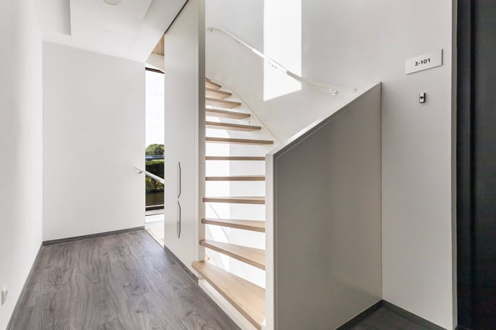 Appartement te koop: van Schouwenburgstraat 3-102, Sneek