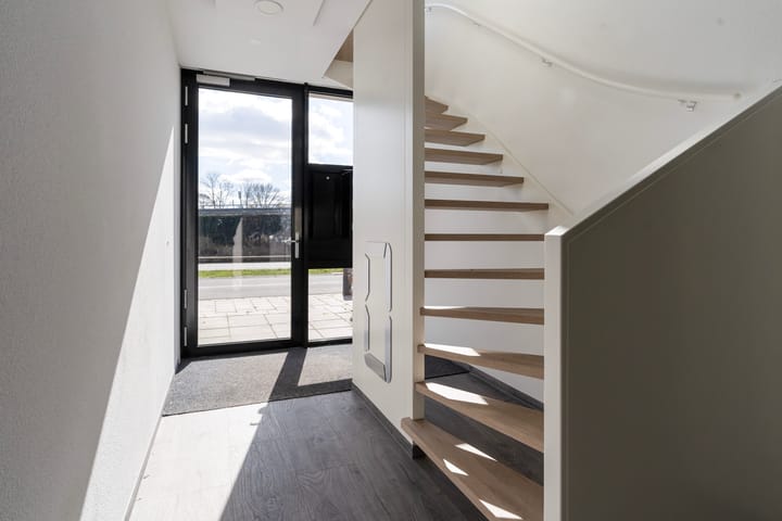 Appartement te koop: van Schouwenburgstraat 3-102, Sneek