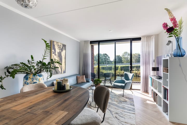 Appartement te koop: van Schouwenburgstraat 3-102, Sneek