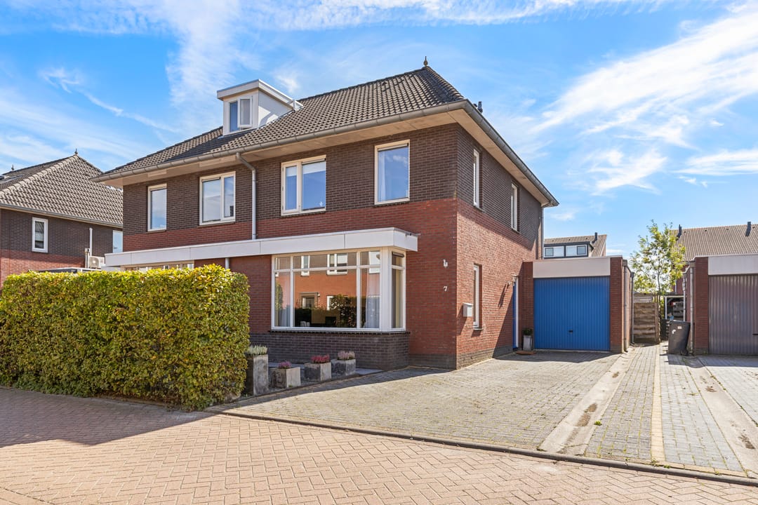 Photo 1 of Zoete Kroon 7
