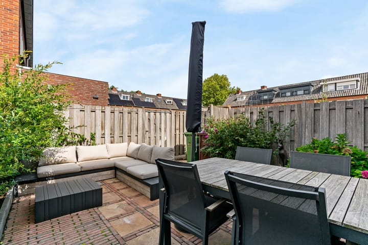Twee-onder-één-kap te koop: Sperwerstraat 3, Alphen Aan Den Rijn