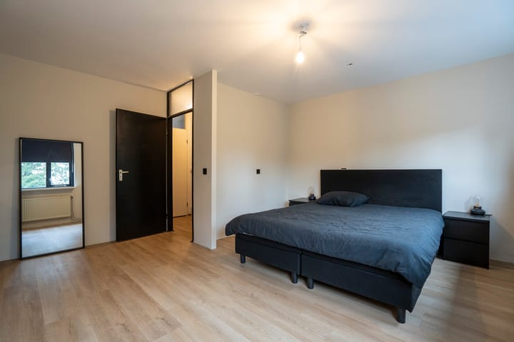 Tussenwoning te koop: Frederik van Eedenstraat 11, Papendrecht