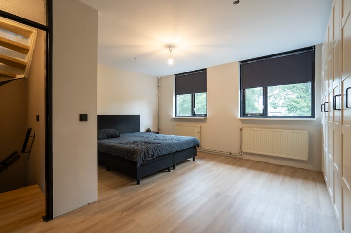 Tussenwoning te koop: Frederik van Eedenstraat 11, Papendrecht