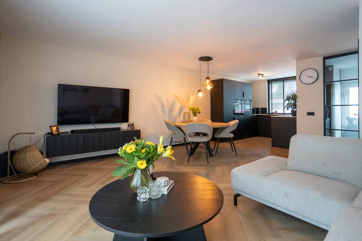 Tussenwoning te koop: Frederik van Eedenstraat 11, Papendrecht