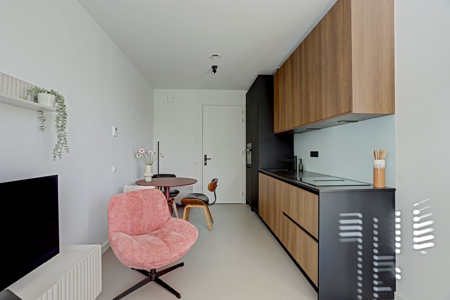 Foto 5 van Rivium 1e straat 61-F