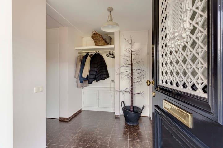 Twee-onder-één-kap te koop: A. Vogelstraat 3, Elburg