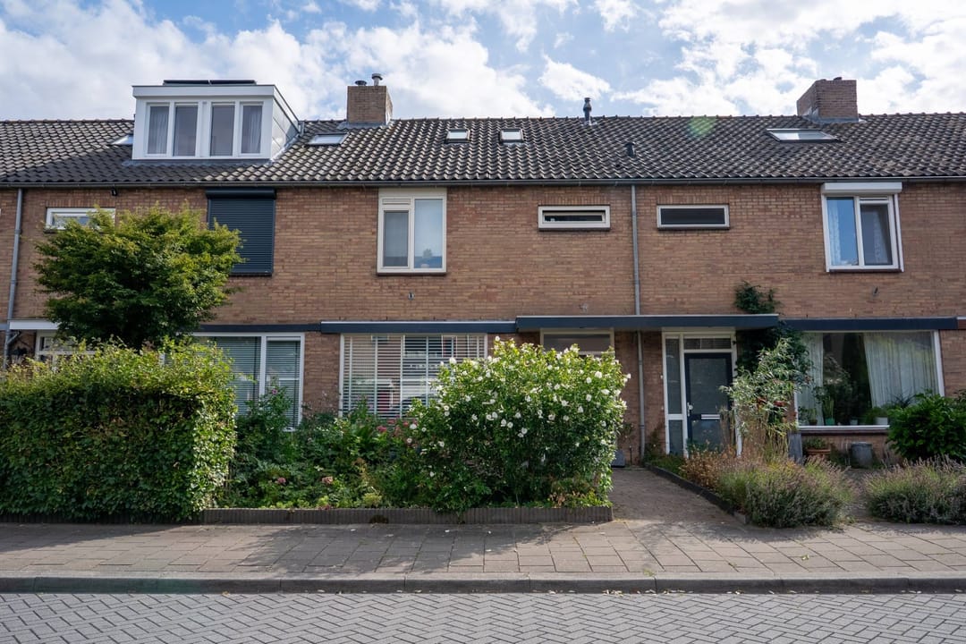 Photo 1 of Admiraal Helfrichstraat 11