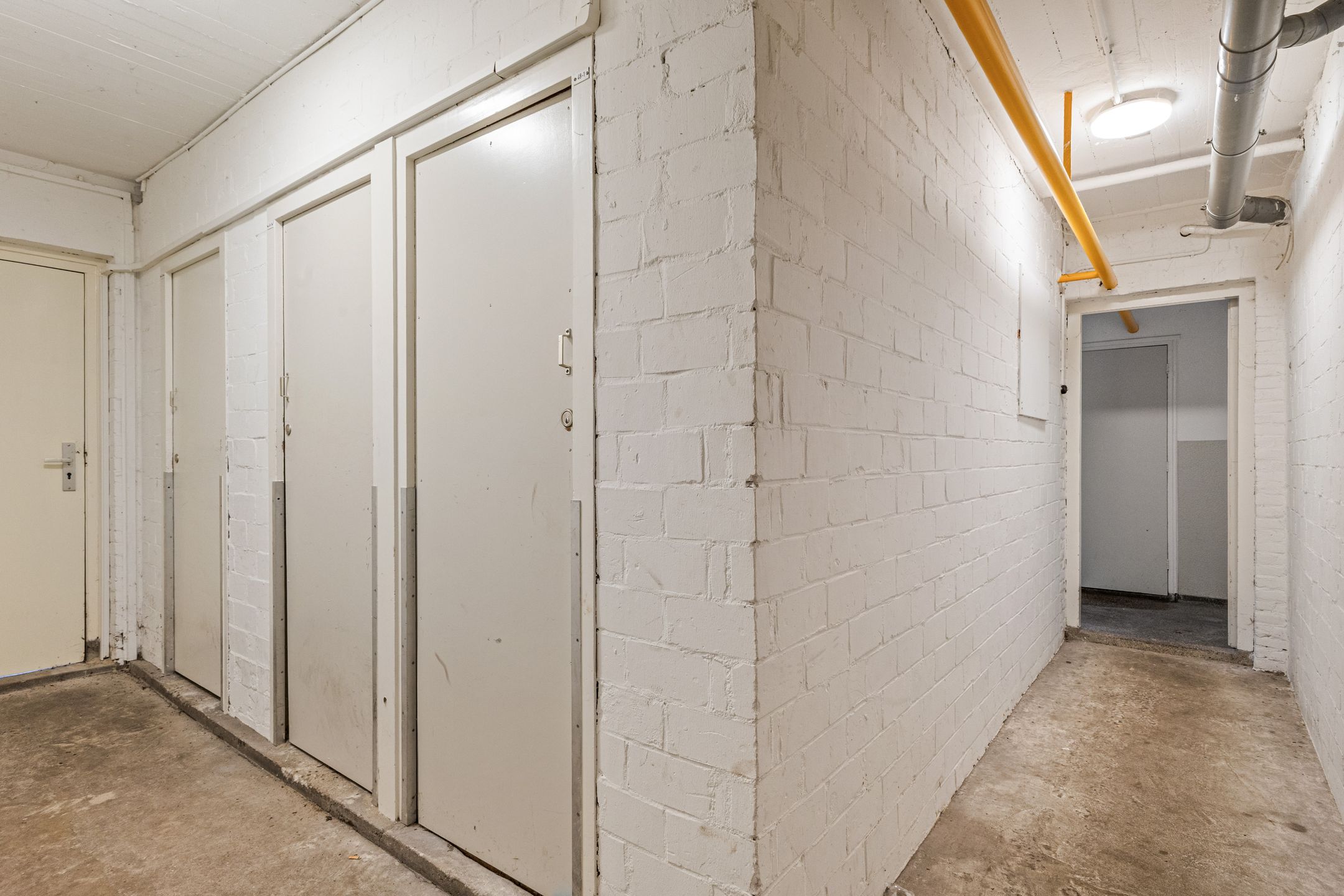 Photo 27 of Jacques Veltmanstraat 48-2