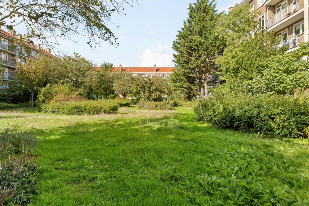 Photo 31 of Jacques Veltmanstraat 48-2