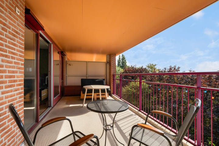 Appartement te koop: Oostlaan 55, Pijnacker