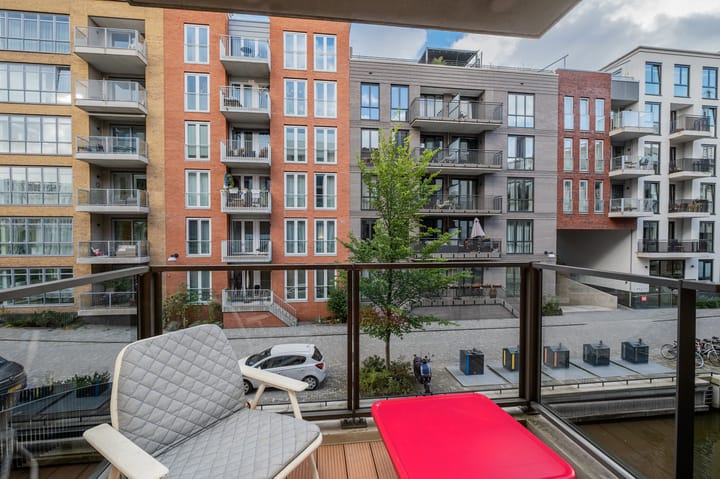 Appartement te koop: Charley Tooropgracht 163, Diemen