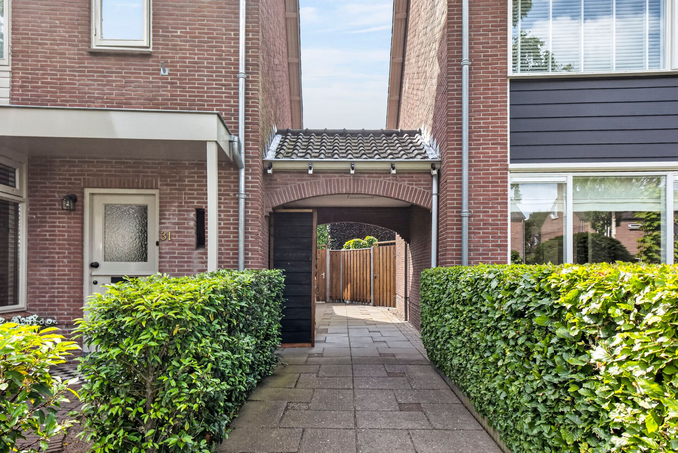 Foto 42 van De Ruyterstraat 33