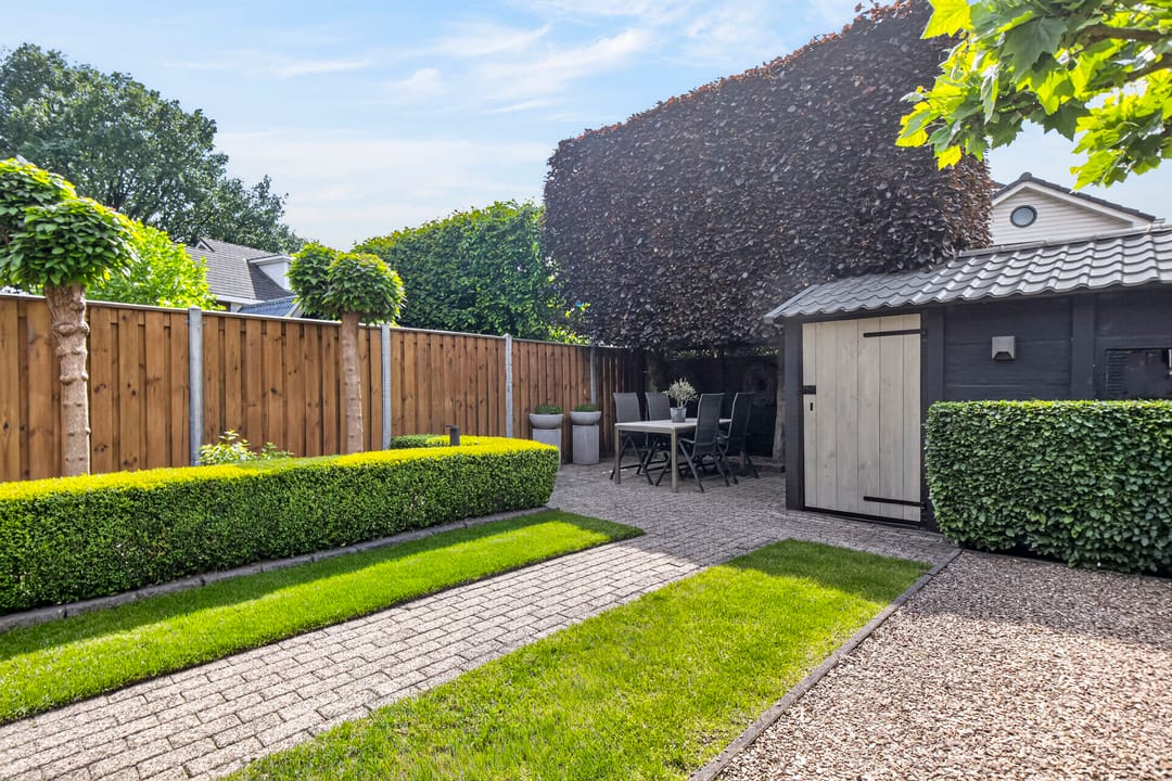 Foto 47 van De Ruyterstraat 33