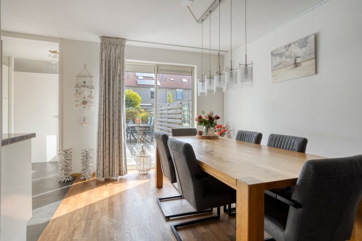 Hoekwoning te koop: Trêd 77, Sneek