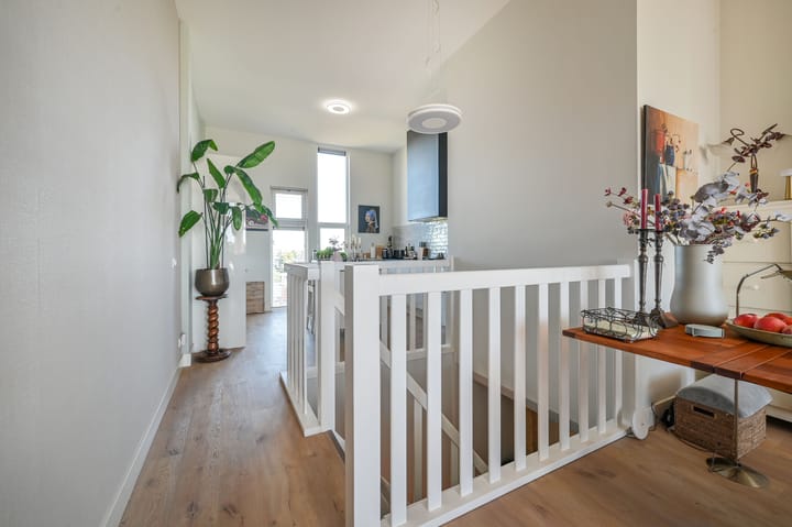 Appartement te koop: Ambonlaan 27, Huizen