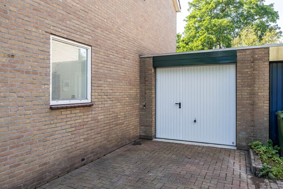 Foto 41 van Wethouder Iwe Hutstraat 142