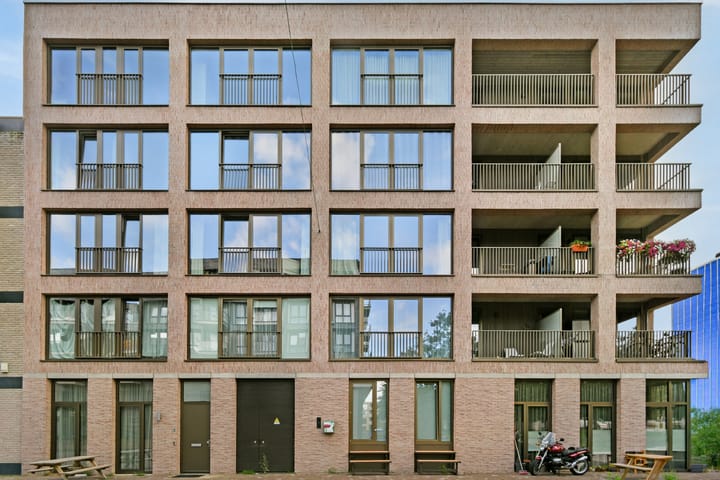 Foto 3 van Huiswoudstraat 48