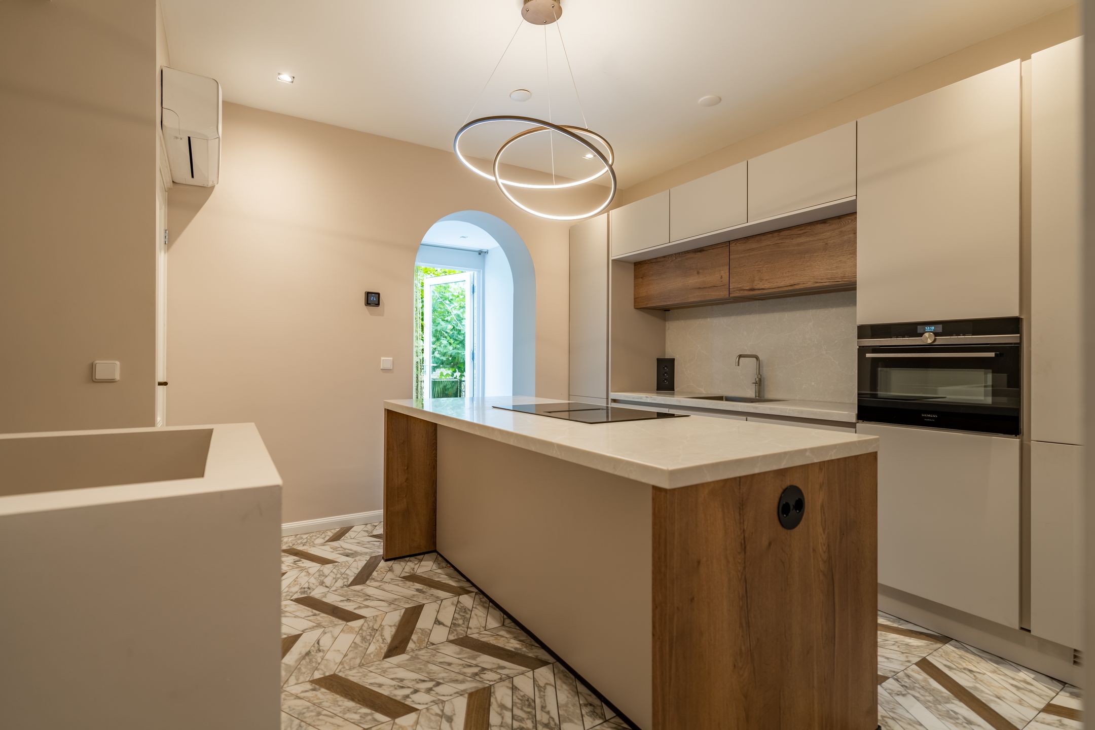 Appartement Pieter Cornelisz. Hooftstraat 141-D — foto 3