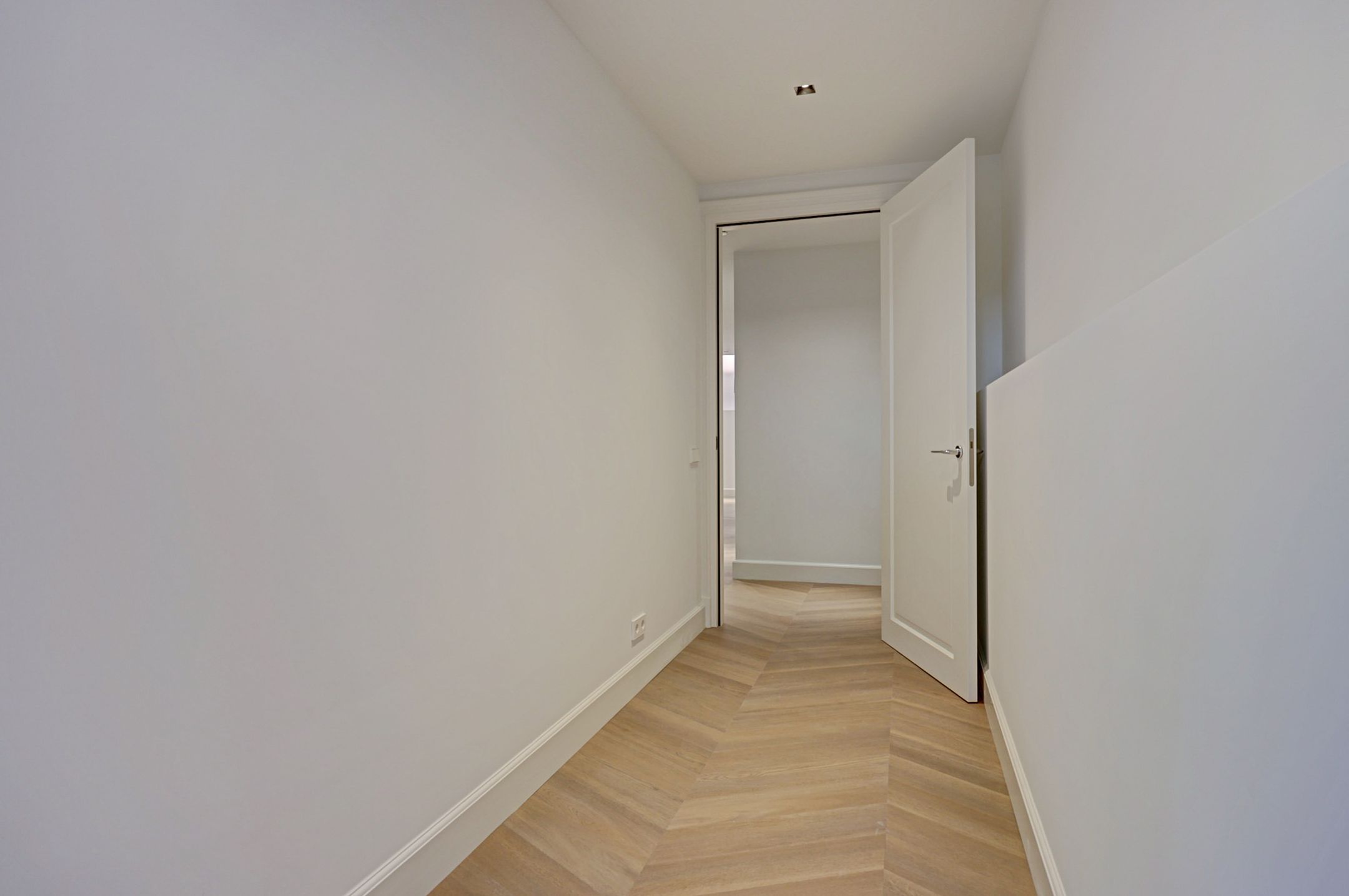 Photo 39 of Van Breestraat 148-H
