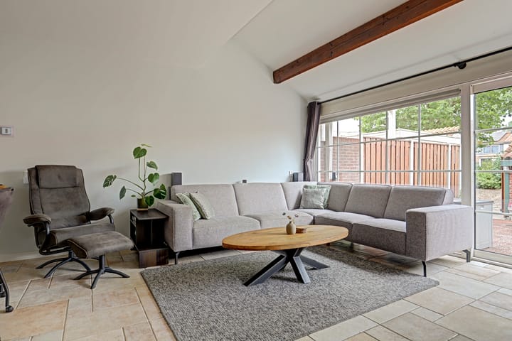 Tussenwoning te koop: Slingehof 10, Ridderkerk