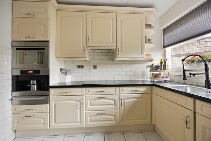 Tussenwoning te koop: Koggenland 302, Purmerend