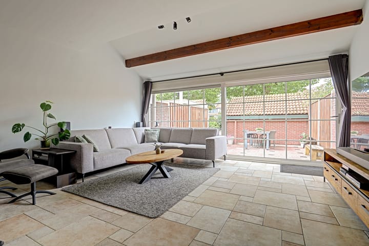 Tussenwoning te koop: Slingehof 10, Ridderkerk