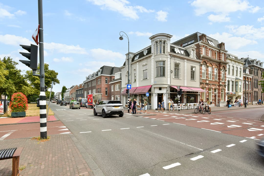 Photo 17 of Parklaan 16-A