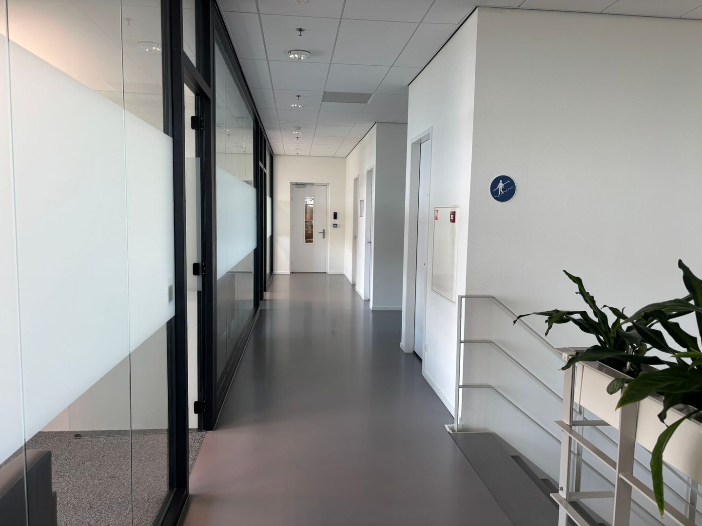 Bekijk foto 5 van Industrieweg 100-102
