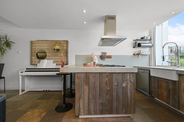 Tussenwoning te koop: Kantershof 567, Amsterdam